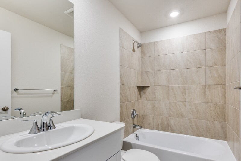 Building Photo - 203 Whitlow Dr