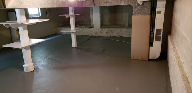 Building Photo - 2 Bedroom 1 Bathroom Home Available Now