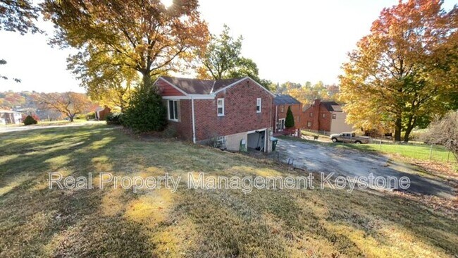 Building Photo - 5114 Caste Dr