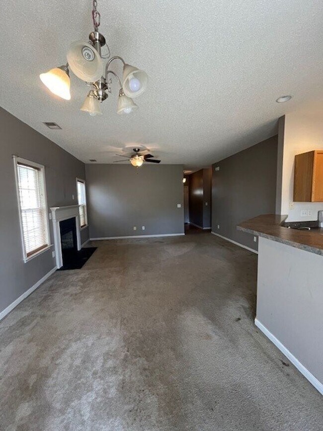 Building Photo - Charming 3-bedroom, 2-bath home in Leland, NC