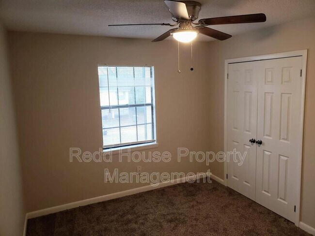 Building Photo - 101 Gunter Ln