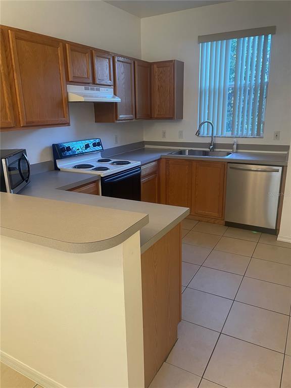 Building Photo - 3860 SW 20th Ave