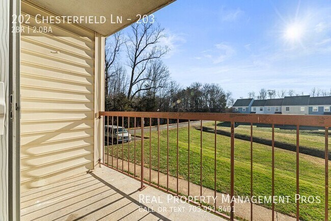 Building Photo - 202 Chesterfield Ln