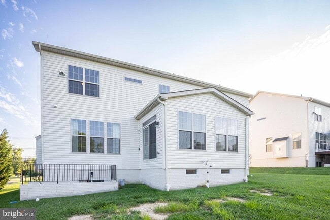 Building Photo - 4340 Chapel Rd