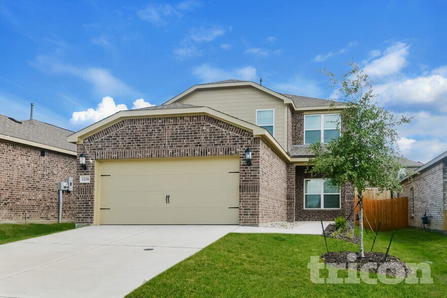 Primary Photo - 1206 Dye Blvd