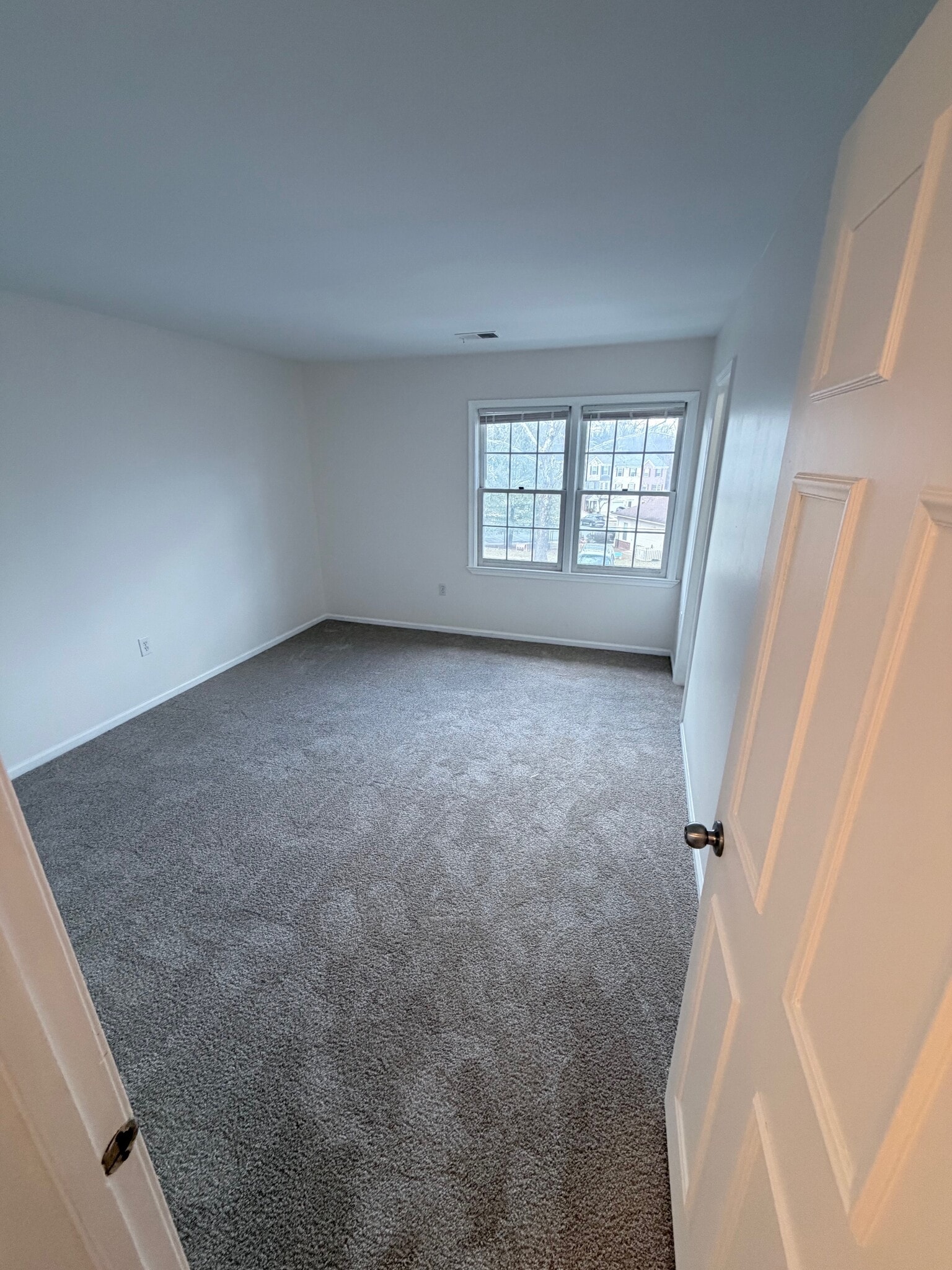 Building Photo - 20661 Shadyside Way