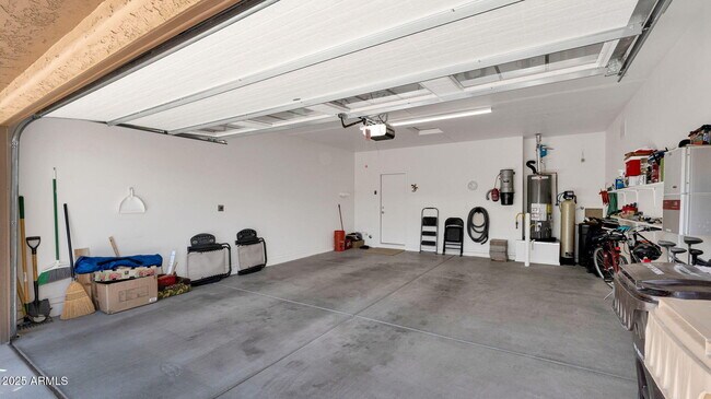 Building Photo - 12975 W Yellow Bird Ln