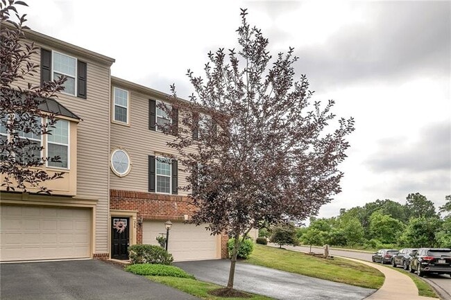 Building Photo - 356 Sunrise Dr