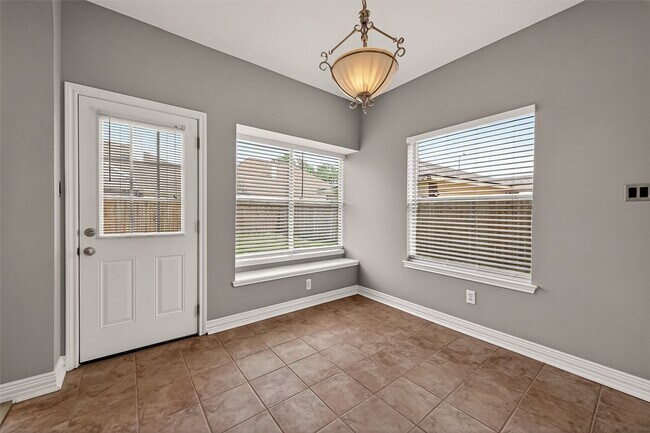 Building Photo - 1806 Coretta Ct