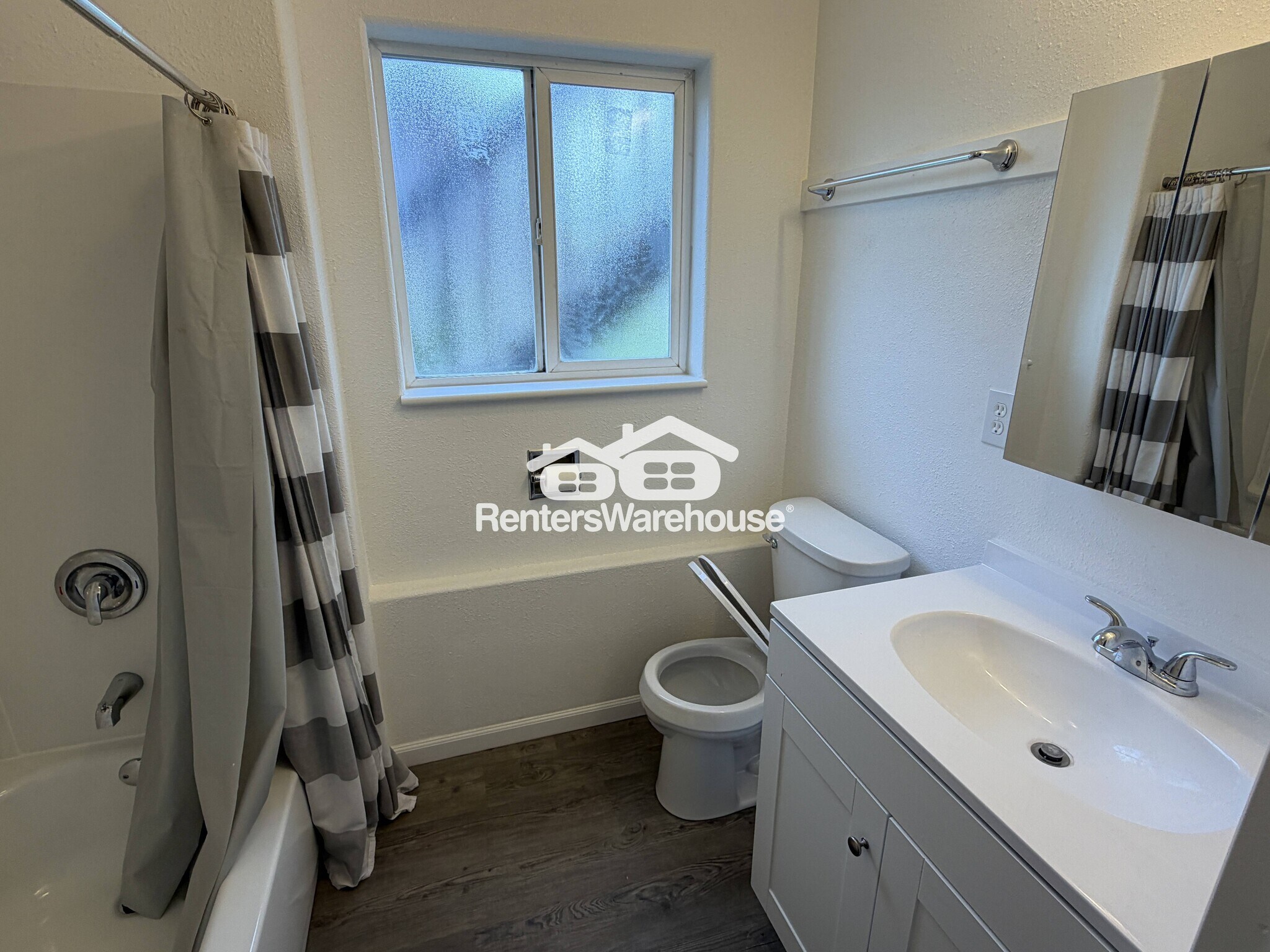 Building Photo - 1442 W 730 S St