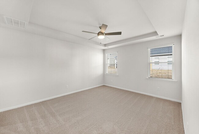 Building Photo - 512 Serena Trl