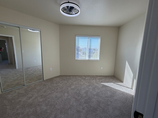 Building Photo - 1413 Shoshone St