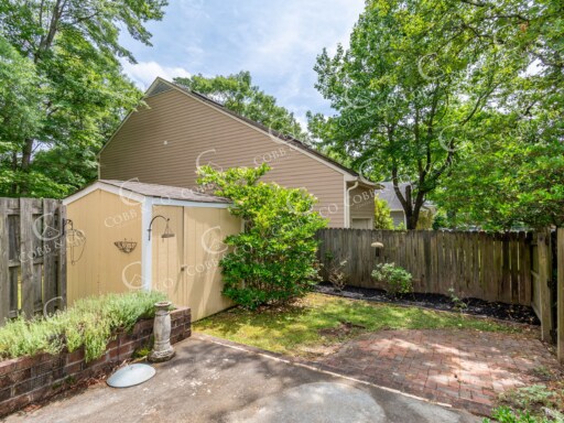Building Photo - 1713 Misty Dawn Ct