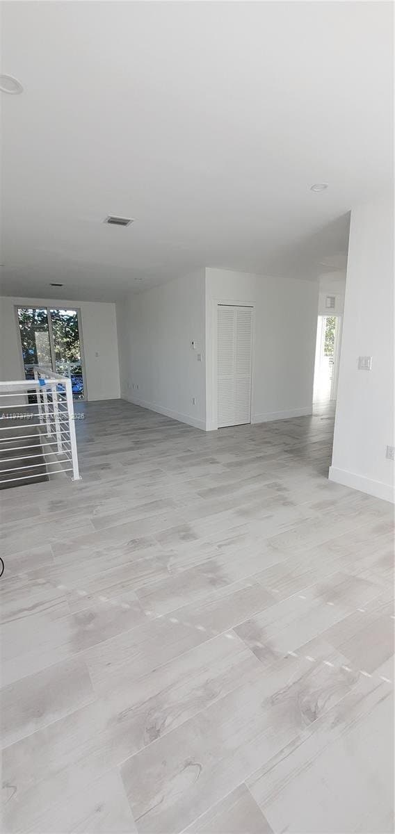 Building Photo - 3787 Thomas Ave