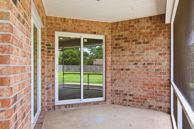 Building Photo - 2892 Chancery Ln