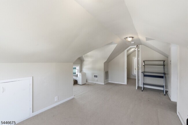 Building Photo - 21 Mildred Terrace