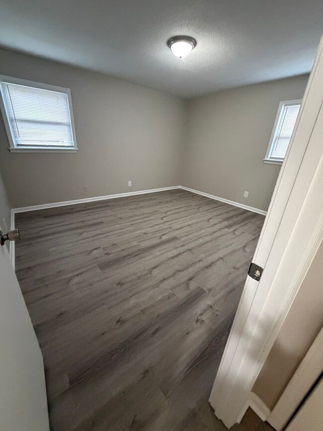 Building Photo - Newly Renovated For You!