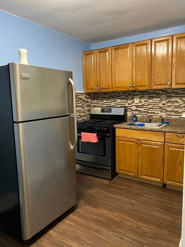 Building Photo - 5521 Wheeler St