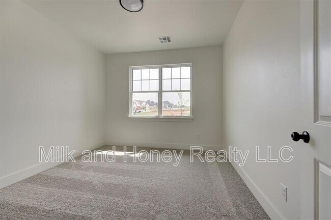 Building Photo - 9305 NW 146th St
