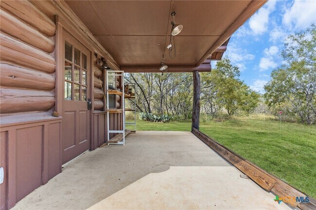 Building Photo - 218 Alexandra Ln