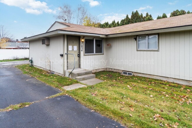 Building Photo - 7024 N Wiscomb St