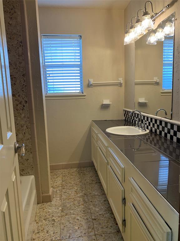 Building Photo - 434 Gentilly Dr