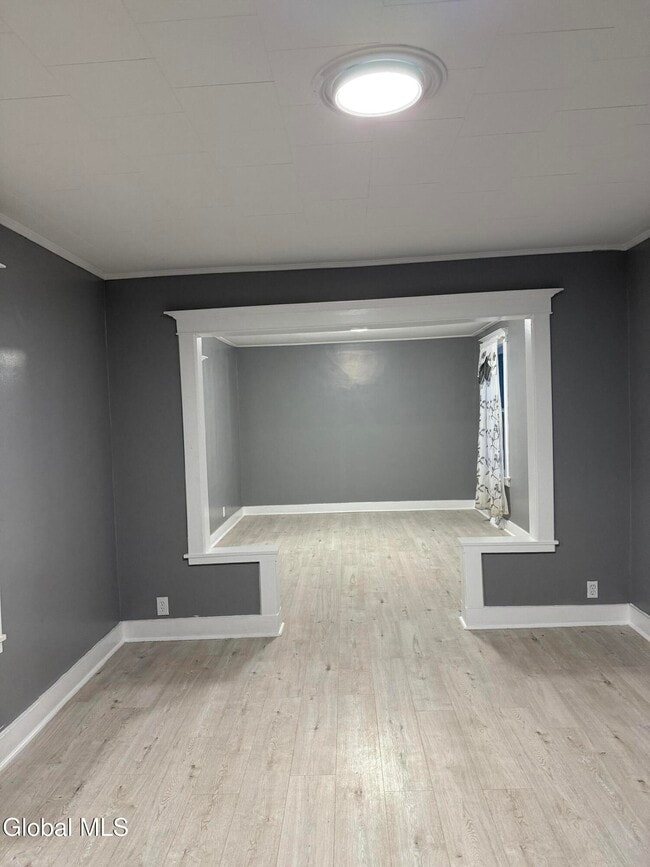 Building Photo - 4 Yale St