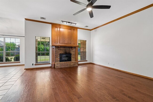 Building Photo - 2725 NW 166th St