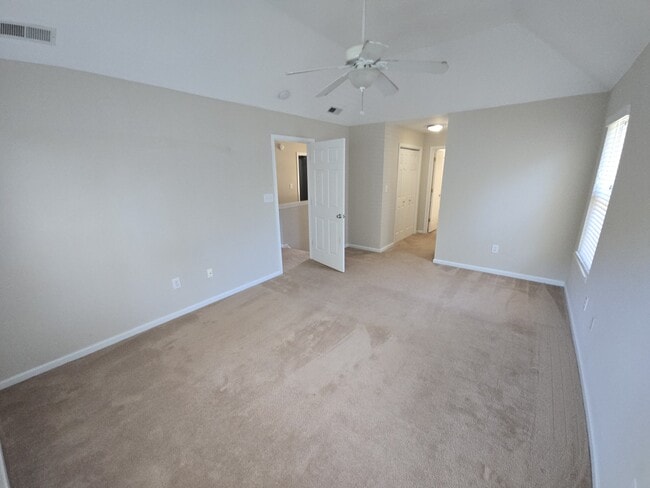 Building Photo - 908 Terrace Ave