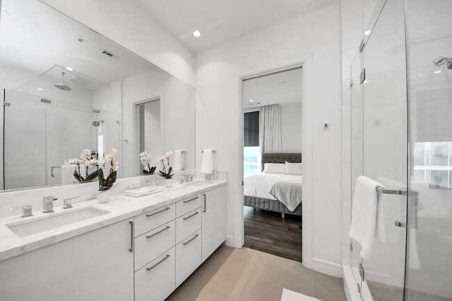 Building Photo - 4521 San Felipe St