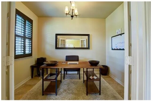 Building Photo - 5899 Clearwater Dr