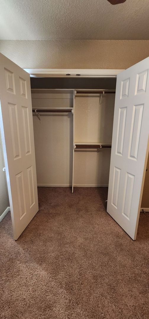 Building Photo - Coming Soon – 3 Bedroom Duplex Near Clear ...