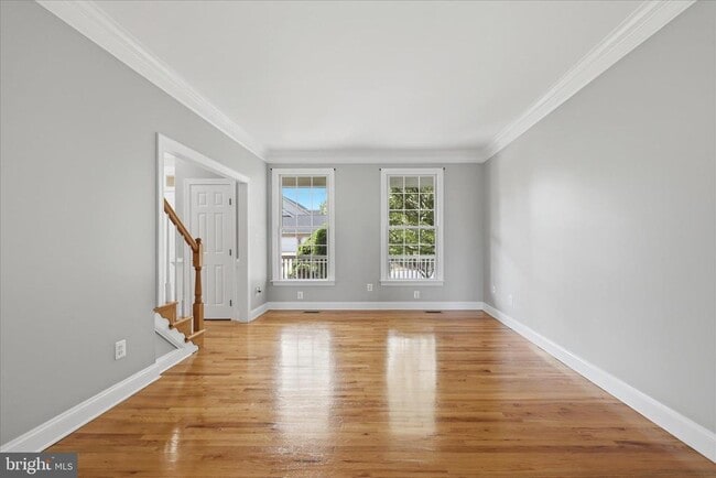 Building Photo - 102 Bramble Ct