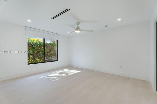 Building Photo - 11256 SW 90th Ln