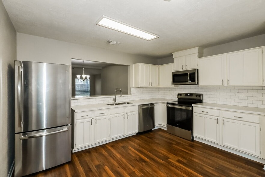 Building Photo - 16507 Quail Meadow Dr