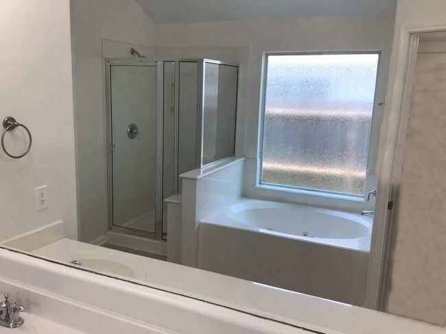 Building Photo - 21806 Saragosa Pond Ln