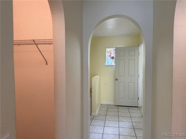Building Photo - 3 Lindwood Ct