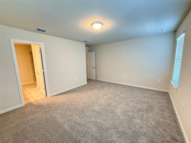 Building Photo - 2346 Southbury Dr