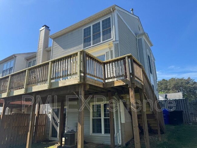 Building Photo - 11303 Golden Eagle Pl