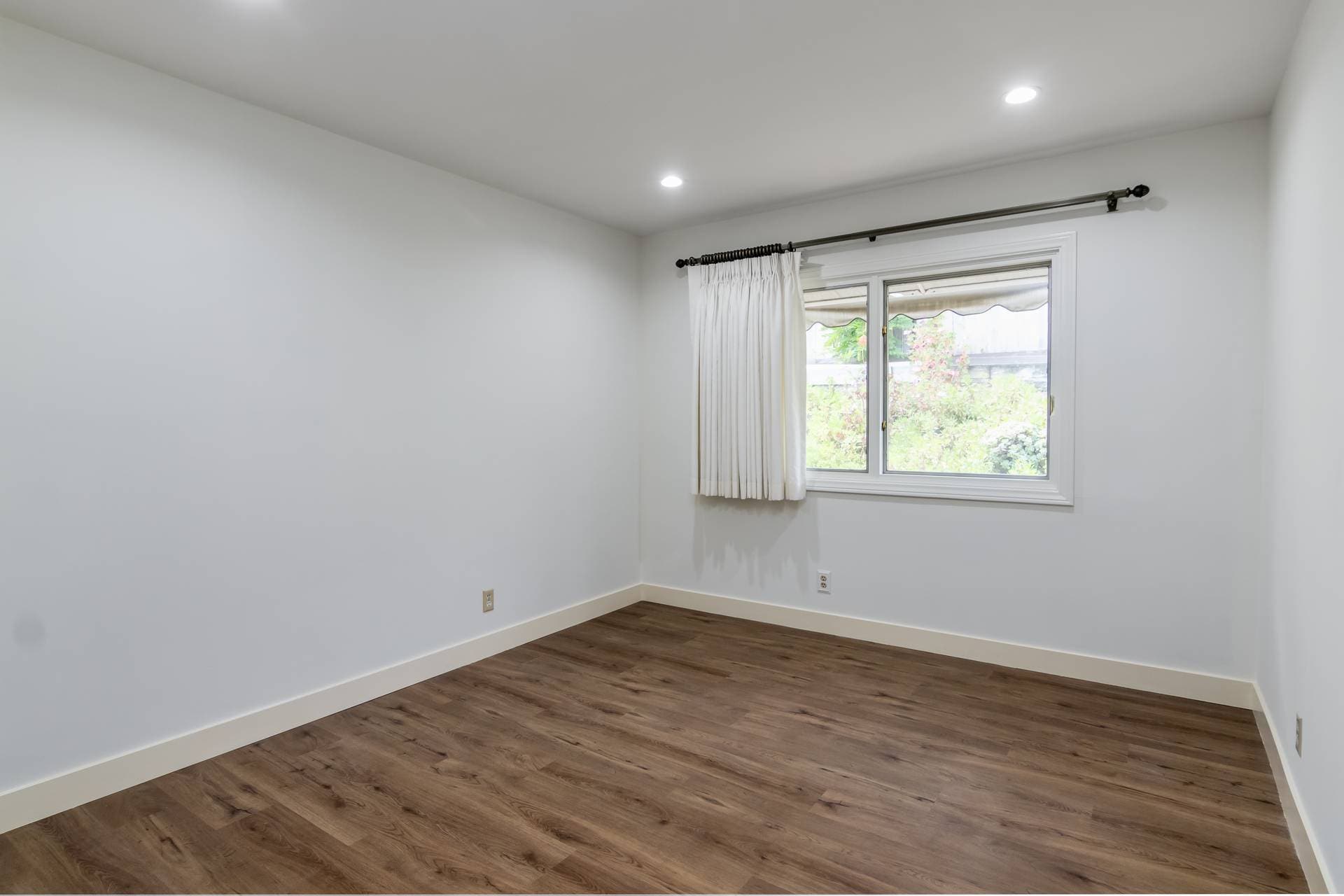 Bedroom #4 - 14676 Deervale Pl