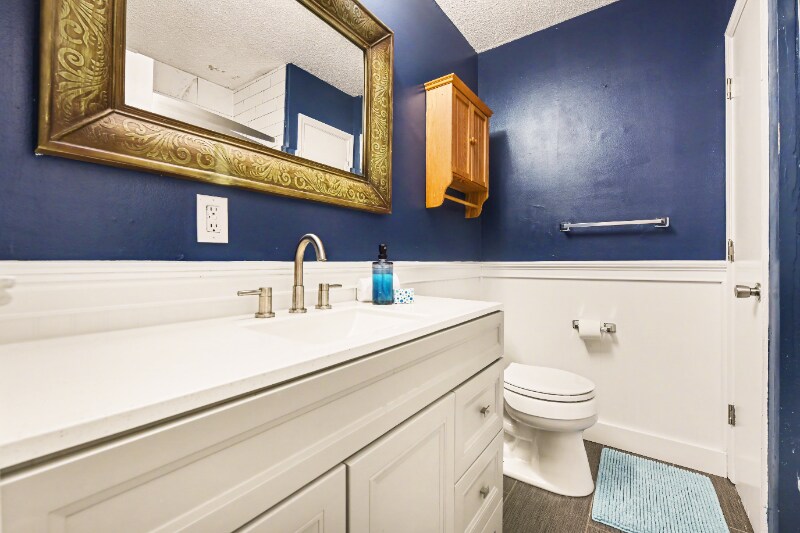 Building Photo - 507 Stinson Dr