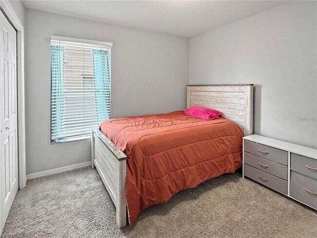 Building Photo - 314 Tanager St