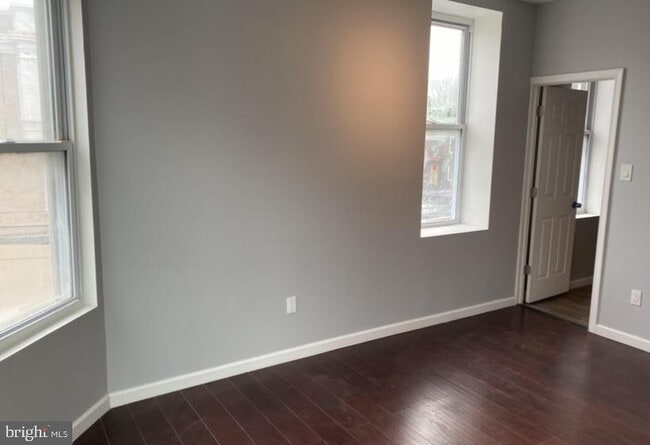Building Photo - 838 Corinthian Ave