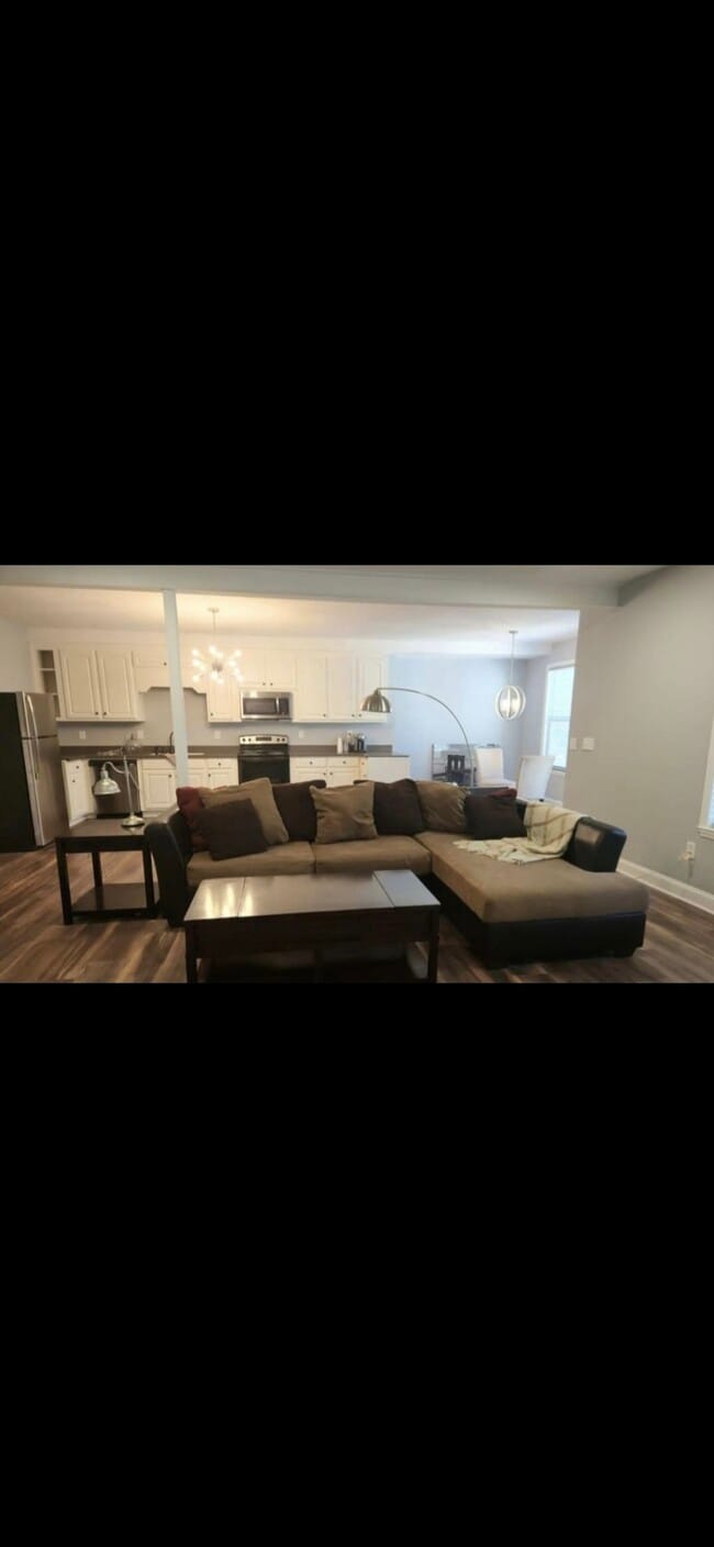 Primary Photo - 218 Woodley Ct