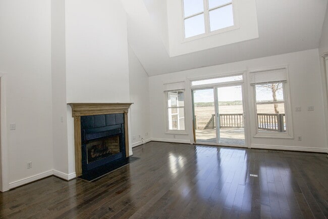 Building Photo - "Modern 3-Bedroom Home with 3 Full Bathrooms and Spacious Living Areas in Vass, NC!"