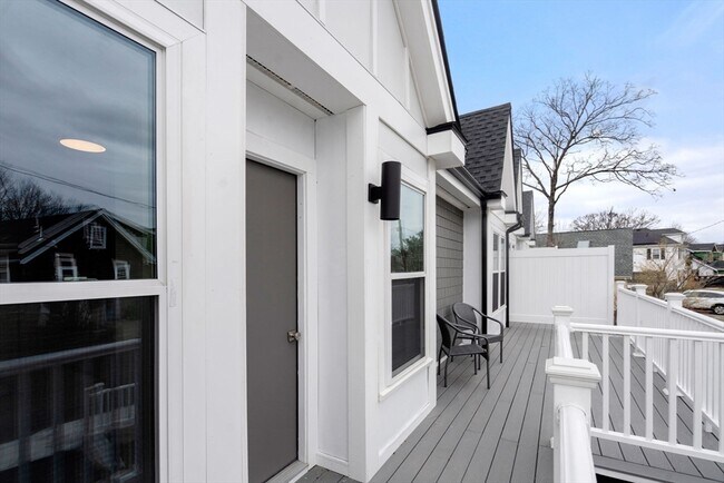 Building Photo - 54 Indiana Terrace