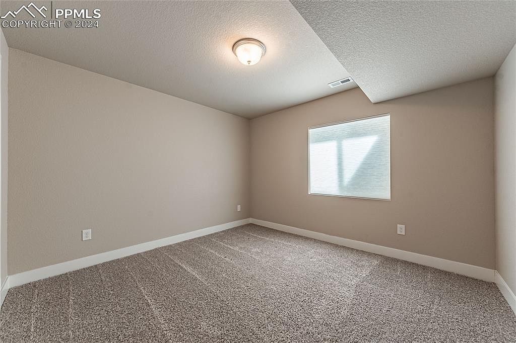 Building Photo - 4028 Ryedale Way