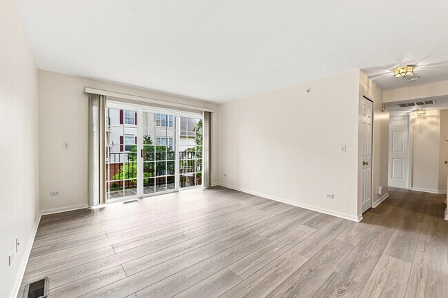 Building Photo - 700 Mill Cir