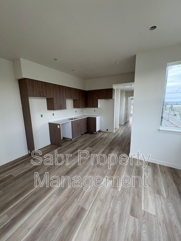 Building Photo - 1520 N Bryant St