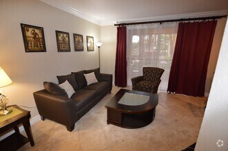 Building Photo - Meridian Luxury 1 Bed | 1 Bath Furnished C...